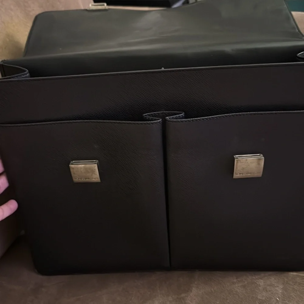 -* Louis Vuitton Black Taiga Khazan Black